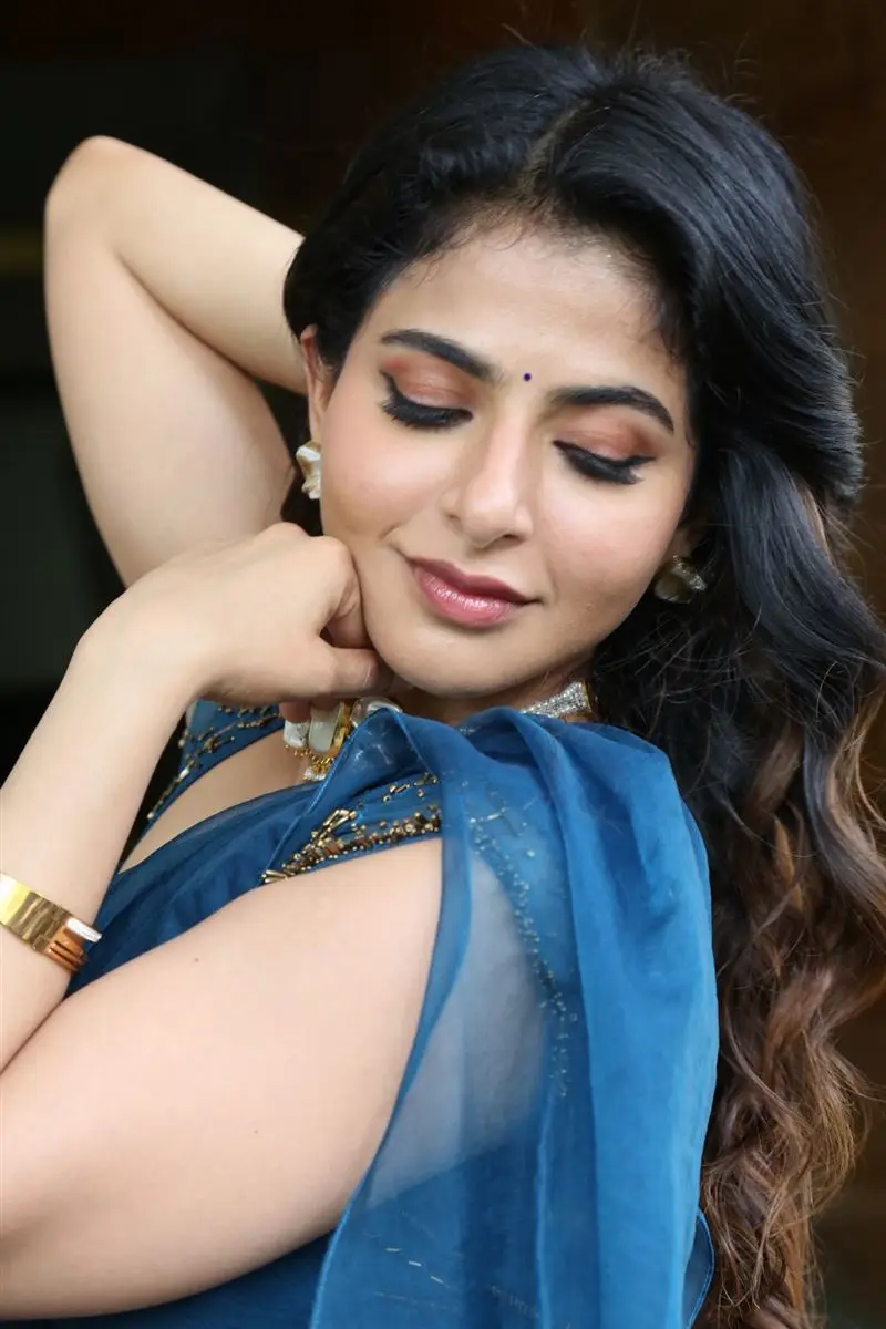 TELUGU ACTRESS ISWARYA MENON AT BHAJE VAAYU VEGAM MOVIE SUCCESS MEET 27